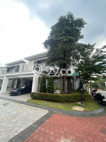Ready to Use! Luxury House LT 216m2 Desain Modern di Modernland Ready to Use! Luxury House LT 216m2 Desain Modern di Modernland