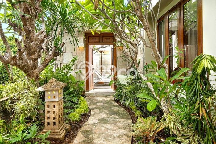 BISNIS POTENSIAL! Vila di , Area 210m2m², Prospek Menjanjikan BISNIS POTENSIAL! Vila di , Area 210m2m², Prospek Menjanjikan