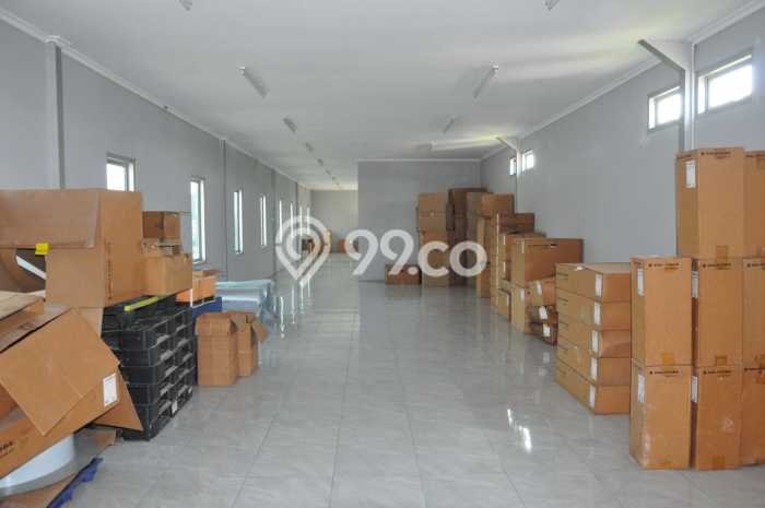 Lokasi Strategis! Dijual Gudang Bisnis di Neglasari, Tangerang Kondisi Bagus Lokasi Strategis! Dijual Gudang Bisnis di Neglasari, Tangerang Kondisi Bagus