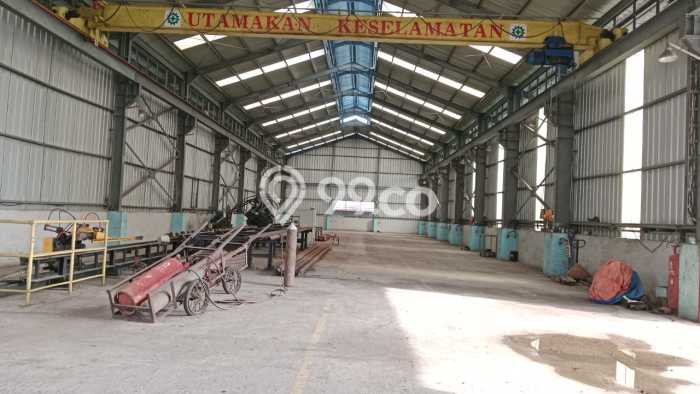 Lokasi Strategis! Dijual Gudang Bisnis di Legok, Tangerang Kondisi Baik Lokasi Strategis! Dijual Gudang Bisnis di Legok, Tangerang Kondisi Baik