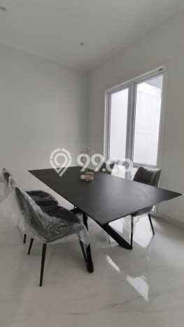 For Sale! Luxury House LT 180m2 Desain Elegan di Gading Serpong For Sale! Luxury House LT 180m2 Desain Elegan di Gading Serpong