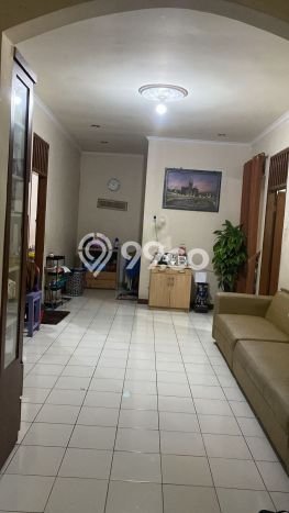 Rumah Strategis Modern Lb 250m2 di Pondok Aren, Tangerang Selatan Rumah Strategis Modern Lb 250m2 di Pondok Aren, Tangerang Selatan