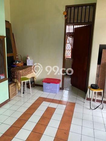 Rumah Strategis Modern Lb 250m2 di Pondok Aren, Tangerang Selatan Rumah Strategis Modern Lb 250m2 di Pondok Aren, Tangerang Selatan