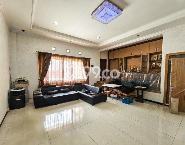Dijual Rumah 4 Kamar Lokasi Ideal Nyaman dan Strategis di Semarang Utara Dijual Rumah 4 Kamar Lokasi Ideal Nyaman dan Strategis di Semarang Utara