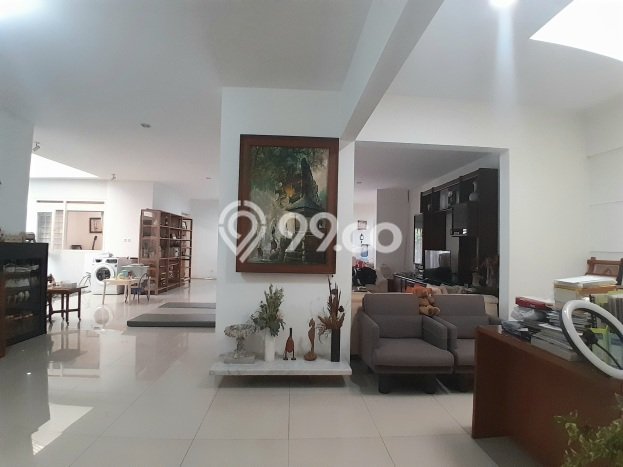 Rumah Elit Modern Siap Huni di Setiabudi Bandung Rumah Elit Modern Siap Huni di Setiabudi Bandung