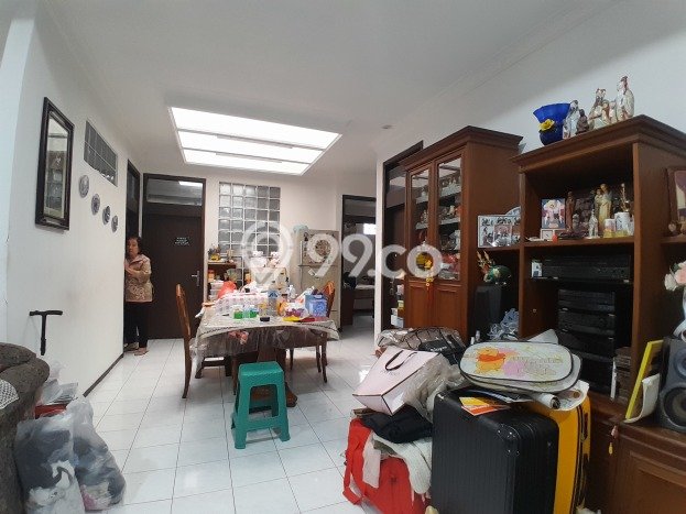 Hunian Elit LB 2543m2 Siap Huni Desain Elegan di Braga, Bandung Hunian Elit LB 2543m2 Siap Huni Desain Elegan di Braga, Bandung