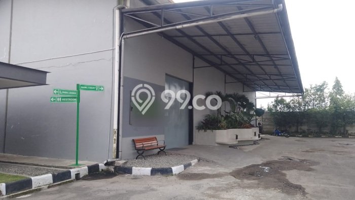 Gudang paling strategis disewakan di Kutawaringin Bandung Gudang paling strategis disewakan di Kutawaringin Bandung