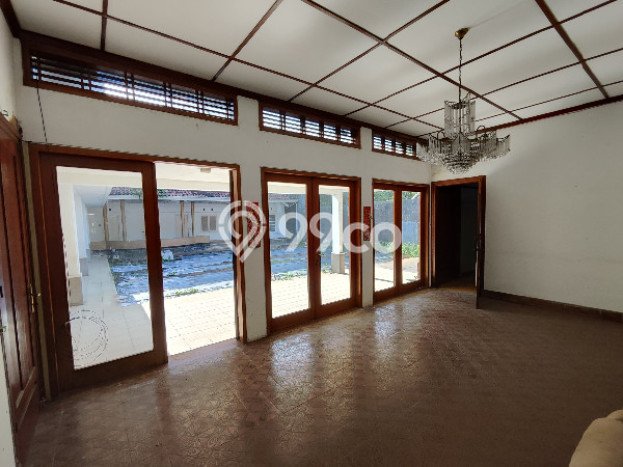 Sewa Rumah Bagus di Coblong Harga Rp 650 Juta/ Tahun Sewa Rumah Bagus di Coblong Harga Rp 650 Juta/ Tahun
