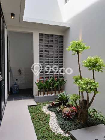 Siap Huni Rumah Mewah 4 Kamar di BSD Dekat ke Mana Saja Siap Huni Rumah Mewah 4 Kamar di BSD Dekat ke Mana Saja