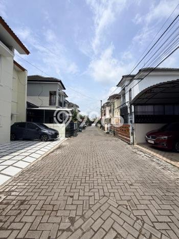 Rumah Strategis Modern Lb 120m2 di Ngaglik, Sleman Rumah Strategis Modern Lb 120m2 di Ngaglik, Sleman