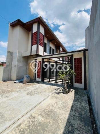 Unit Kost Dijual di Kawasan Depok Sleman dengan 18 KT Unit Kost Dijual di Kawasan Depok Sleman dengan 18 KT