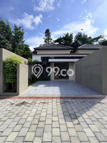 For Sale Rumah 4 Kamar Lokasi Strategis Bagus dan Strategis di Ngaglik For Sale Rumah 4 Kamar Lokasi Strategis Bagus dan Strategis di Ngaglik