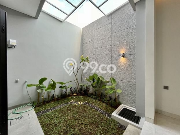 Jual Rumah Strategis Bagus Punya 4 KT di Ngaglik Sleman - Jual Rumah Strategis Bagus Punya 4 KT di Ngaglik Sleman -