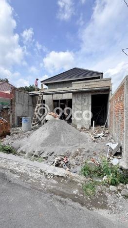 Rumah Modern 4 KT LT 171m2 di Purwomartani Rumah Modern 4 KT LT 171m2 di Purwomartani
