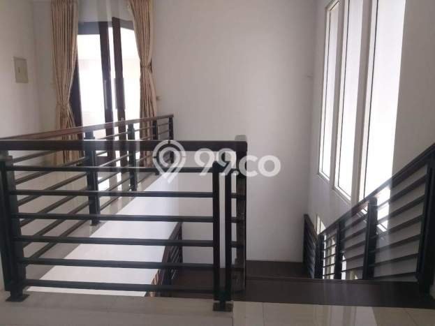 Siap Huni Rumah Mewah 8 Kamar di Ngaglik Dekat ke Mana Saja Siap Huni Rumah Mewah 8 Kamar di Ngaglik Dekat ke Mana Saja