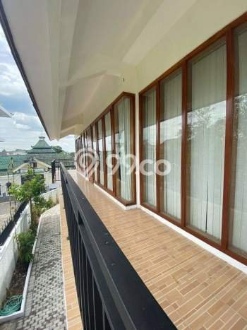Hunian Elit LB 390m2 Siap Pakai Desain Elegan di Condong Catur, Sleman Hunian Elit LB 390m2 Siap Pakai Desain Elegan di Condong Catur, Sleman