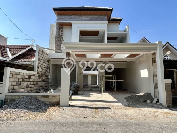 Rumah Mewah Siap Huni LT 295m2 di Ngaglik, Sleman Rumah Mewah Siap Huni LT 295m2 di Ngaglik, Sleman