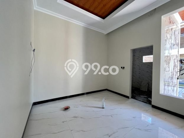 Rumah Mewah Siap Huni LT 295m2 di Ngaglik, Sleman Rumah Mewah Siap Huni LT 295m2 di Ngaglik, Sleman