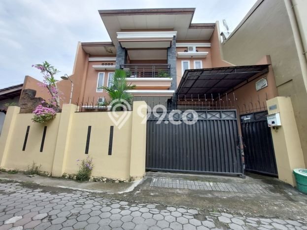 Rumah Luxury Best Area di Sleman, Daerah Istimewa Yogyakarta Rumah Luxury Best Area di Sleman, Daerah Istimewa Yogyakarta