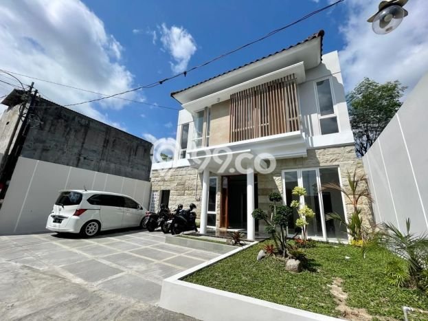 For Sale Rumah 4 Kamar Lokasi Ideal Bagus dan Strategis di Mlati For Sale Rumah 4 Kamar Lokasi Ideal Bagus dan Strategis di Mlati