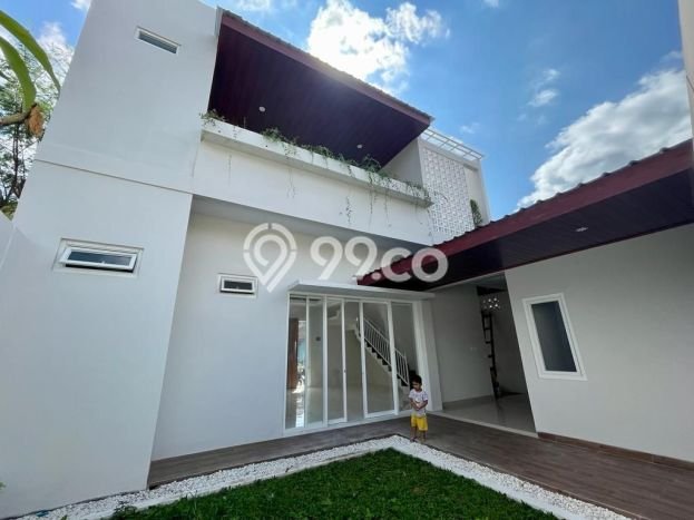 For Sale Rumah 4 Kamar Lokasi Ideal Bagus dan Strategis di Mlati For Sale Rumah 4 Kamar Lokasi Ideal Bagus dan Strategis di Mlati