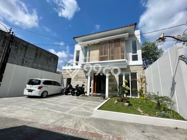 For Sale Rumah 4 Kamar Lokasi Ideal Bagus dan Strategis di Mlati For Sale Rumah 4 Kamar Lokasi Ideal Bagus dan Strategis di Mlati