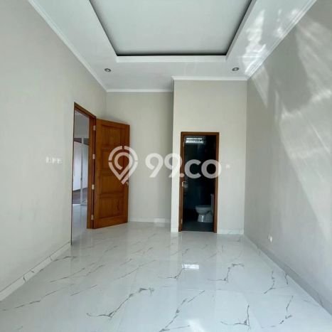 For Sale Rumah 4 Kamar Lokasi Ideal Bagus dan Strategis di Mlati For Sale Rumah 4 Kamar Lokasi Ideal Bagus dan Strategis di Mlati