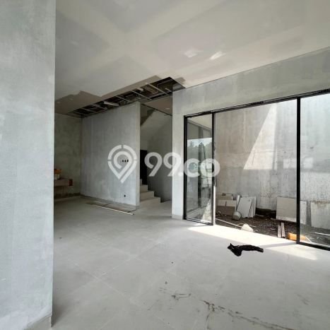 Rumah Strategis Modern Lb 135m2 di Ngaglik, Sleman Rumah Strategis Modern Lb 135m2 di Ngaglik, Sleman