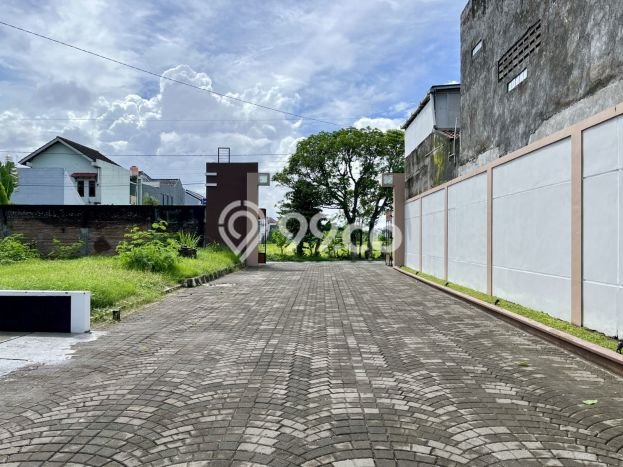 Dijual Rumah 4 Kamar Lokasi Ideal Bagus dan Strategis di Depok Dijual Rumah 4 Kamar Lokasi Ideal Bagus dan Strategis di Depok
