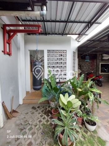 Area Ramai! Komersial Dijual di Banguntapan untuk Bisnis Luas Bangunan 334m2 Area Ramai! Komersial Dijual di Banguntapan untuk Bisnis Luas Bangunan 334m2
