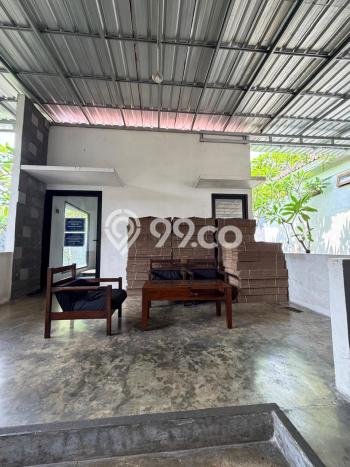 Rumah Elit Modern Tanpa Renovasi di Purwomartani Sleman Rumah Elit Modern Tanpa Renovasi di Purwomartani Sleman