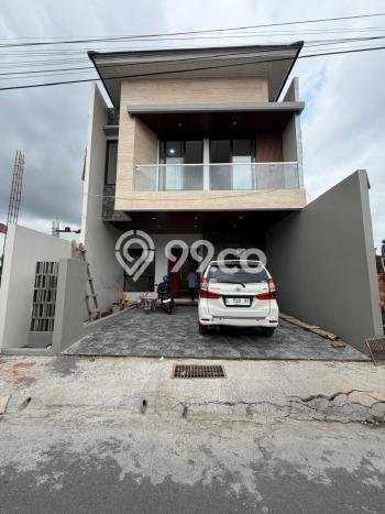 Rumah Strategis Modern Lb 140m2 di Ngaglik, Sleman Rumah Strategis Modern Lb 140m2 di Ngaglik, Sleman