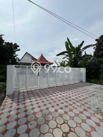 Rumah Eksklusif Siap Huni LT 734m2 di Bantul, Bantul Rumah Eksklusif Siap Huni LT 734m2 di Bantul, Bantul