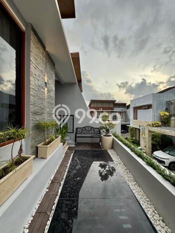 Rumah Modern Cantik 4 KT Bisa Langsung Pindah di Banguntapan Rumah Modern Cantik 4 KT Bisa Langsung Pindah di Banguntapan
