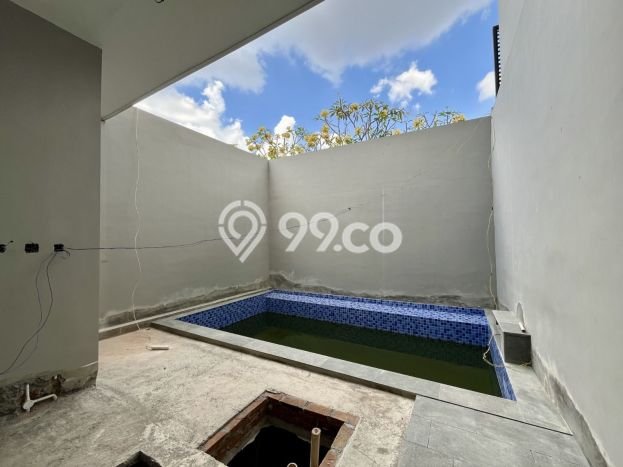 Rumah Luxury Modern Tanpa Renovasi di Caturtunggal Yogyakarta Rumah Luxury Modern Tanpa Renovasi di Caturtunggal Yogyakarta