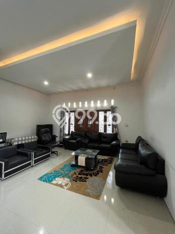 Hunian Elit LB 505m2 Siap Pakai Desain Elegan di Maguwoharjo, Yogyakarta Hunian Elit LB 505m2 Siap Pakai Desain Elegan di Maguwoharjo, Yogyakarta