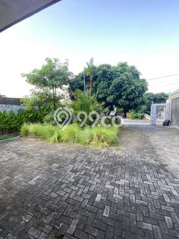 Jual Rumah Luas Elegan Dengan View Eksklusif di Maguwoharjo, Yogyakarta Jual Rumah Luas Elegan Dengan View Eksklusif di Maguwoharjo, Yogyakarta