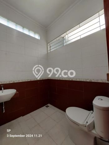 Jual Rumah Bagus Siap Huni LB 199m2 di Depok, Sleman Jual Rumah Bagus Siap Huni LB 199m2 di Depok, Sleman