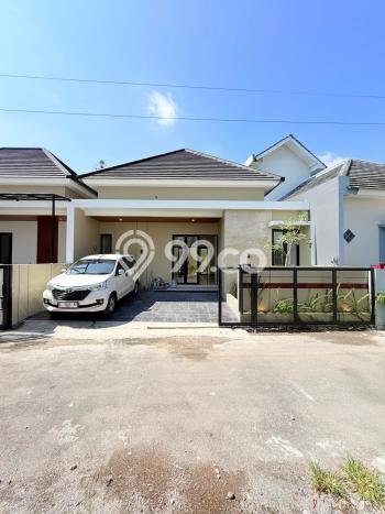 Jual Rumah Eksklusif 3 KT di Sleman, Yogyakarta Jual Rumah Eksklusif 3 KT di Sleman, Yogyakarta