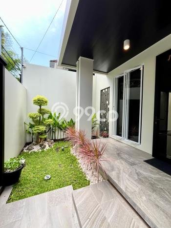 Rumah 5 Kamar Tidur Konsep Modern di Kawasan Elite Kalasan, Sleman Rumah 5 Kamar Tidur Konsep Modern di Kawasan Elite Kalasan, Sleman