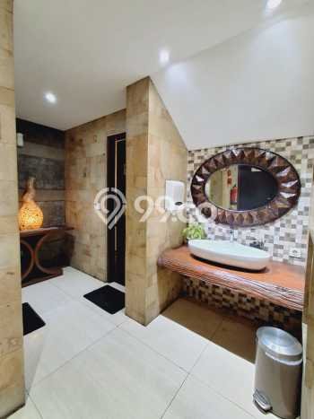 Hotel Strategis Kawasan Gedong Tengen, Luas 1m2m², Kawasan Berkembang Hotel Strategis Kawasan Gedong Tengen, Luas 1m2m², Kawasan Berkembang