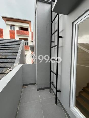 Rumah Kost untuk Dijual di Ngaglik dengan 10 KT, 9 KM, Luas 170m2 Rumah Kost untuk Dijual di Ngaglik dengan 10 KT, 9 KM, Luas 170m2