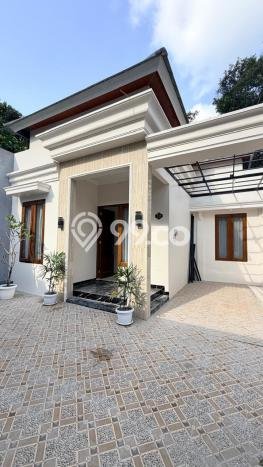 For Sale Rumah 3 Kamar Lokasi Ideal Bagus dan Strategis di Ngemplak For Sale Rumah 3 Kamar Lokasi Ideal Bagus dan Strategis di Ngemplak
