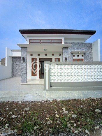 Jual Rumah Favorit Siap Huni LB 70m2 di Godean, Sleman Jual Rumah Favorit Siap Huni LB 70m2 di Godean, Sleman