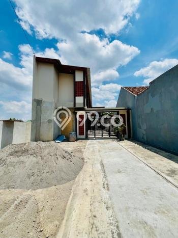 Unit Kost Dijual di Kawasan Depok Sleman dengan 18 KT Unit Kost Dijual di Kawasan Depok Sleman dengan 18 KT