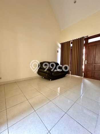Siap Huni Hunian Elit 5 Kamar di Tegalrejo Dekat ke Mana Pun Siap Huni Hunian Elit 5 Kamar di Tegalrejo Dekat ke Mana Pun