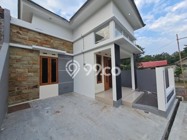 Dijual Rumah Strategis Bagus Punya 2 KT di Sleman Sleman SHM Dijual Rumah Strategis Bagus Punya 2 KT di Sleman Sleman SHM