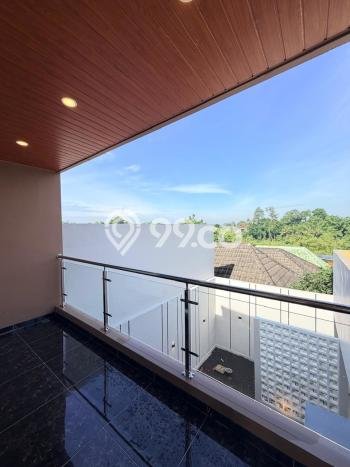 Rumah Luas Asri 5 KT Siap Huni di Purwomartani Yogyakarta Rumah Luas Asri 5 KT Siap Huni di Purwomartani Yogyakarta