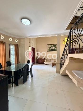 Unit Komersial Dijual di Depok Sleman Luas Tanah 526m2, Luas Bangunan 326m2 Unit Komersial Dijual di Depok Sleman Luas Tanah 526m2, Luas Bangunan 326m2