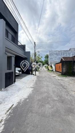 Jual Rumah Strategis Bagus Punya 4 KT di Depok Sleman SHM Jual Rumah Strategis Bagus Punya 4 KT di Depok Sleman SHM